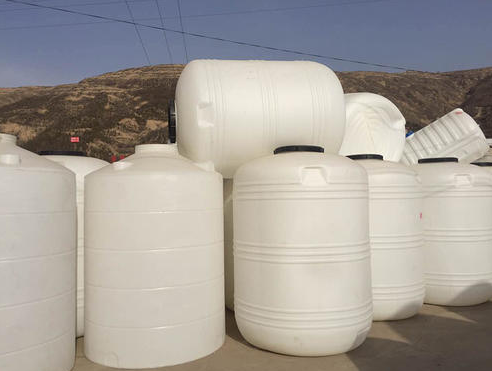 圆形新城镇塑料大桶