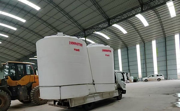 特加厚新城镇塑料大桶装车运输交付实录