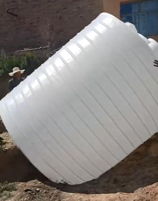 PE新城镇塑料大桶批量交付案例：满足多行业储运需求的可靠容器方案